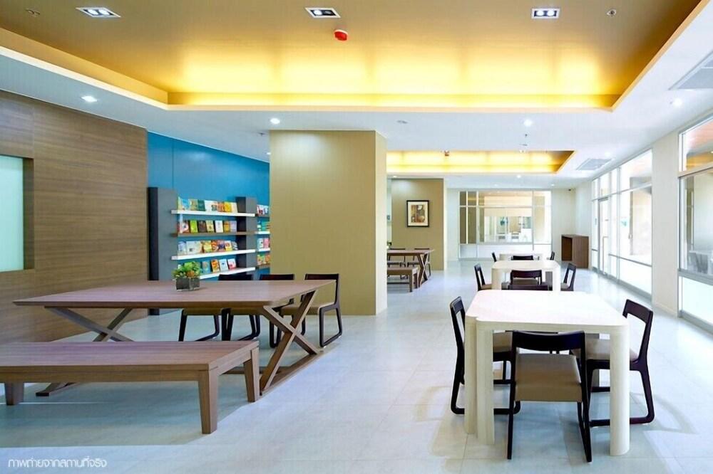 Airport Link Hua Mak Condo Bangkok Eksteriør bilde